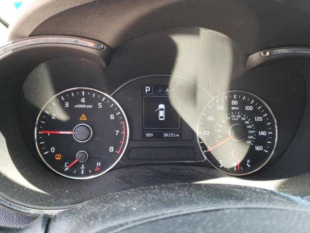 Photo 8 from auction – 2017 KIA FORTE LX with VIN 3KPFL4A78HE152325