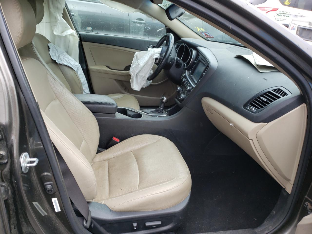 Photo 5 from auction – 2015 KIA OPTIMA EX with VIN 5XXGN4A77FG360943