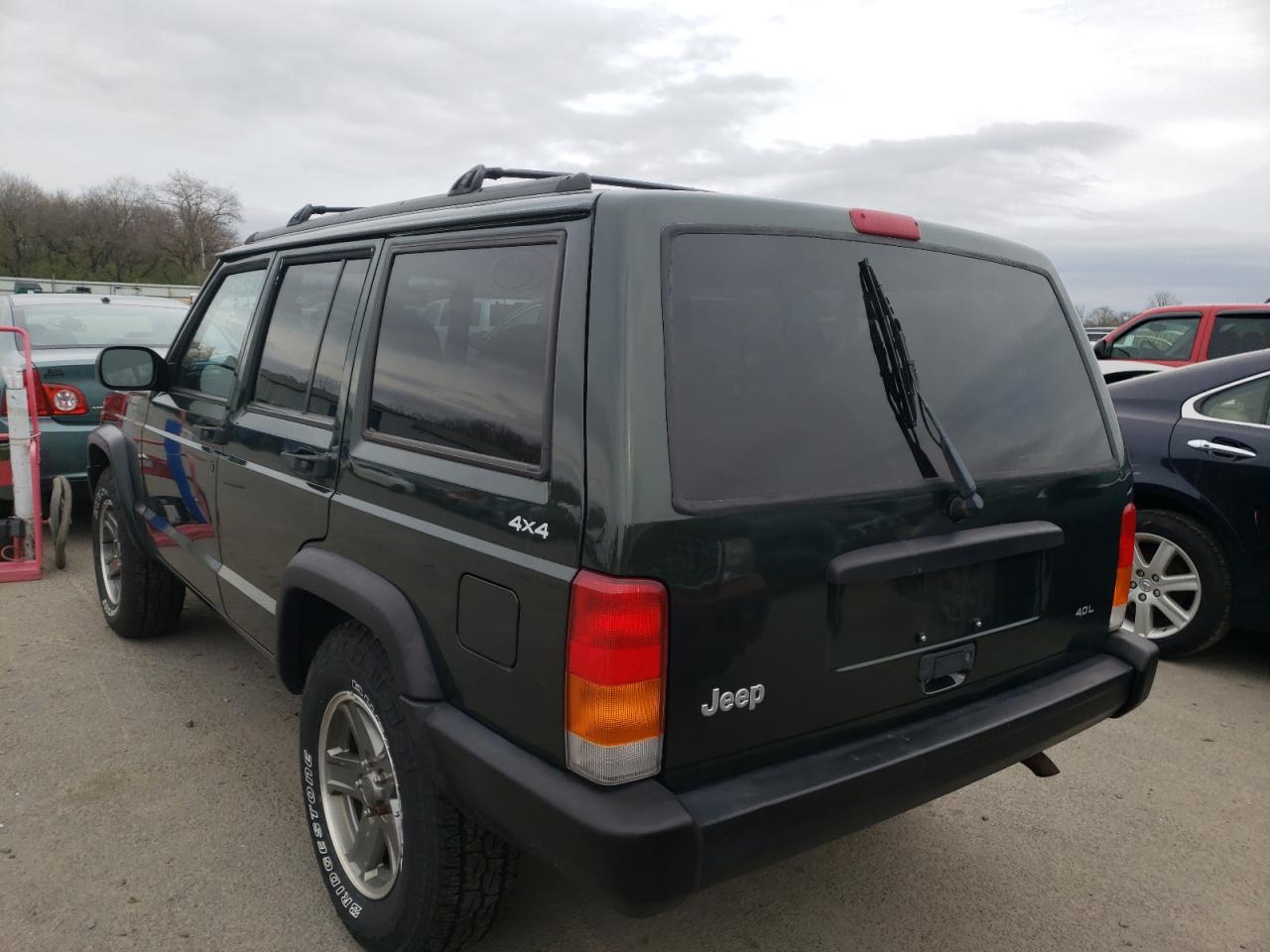Photo 3 from auction – 1998 JEEP CHEROKEE S with VIN 1J4FJ68S4WL152817