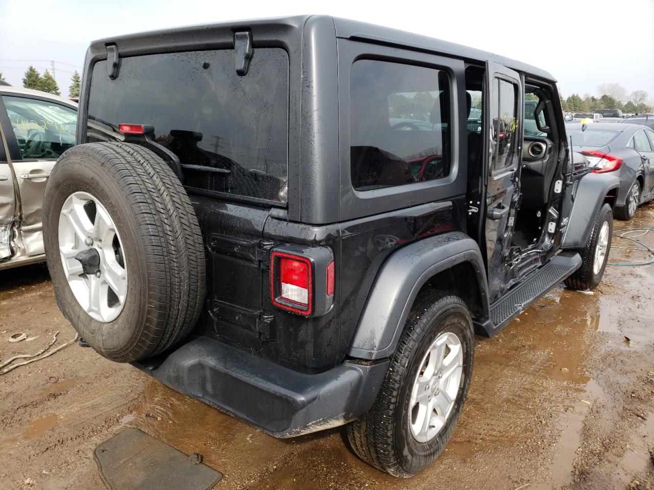 Photo 4 from auction – 2018 JEEP WRANGLER U with VIN 1C4HJXDN6JW332148