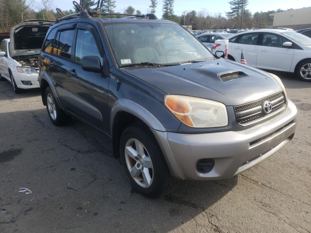 TOYOTA RAV4 2004 with VIN JTEHD20V546009600 - Photo from auction