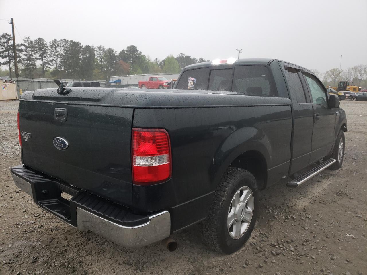 Photo 4 from auction – 2004 FORD F150 with VIN 1FTPX12544NB70590