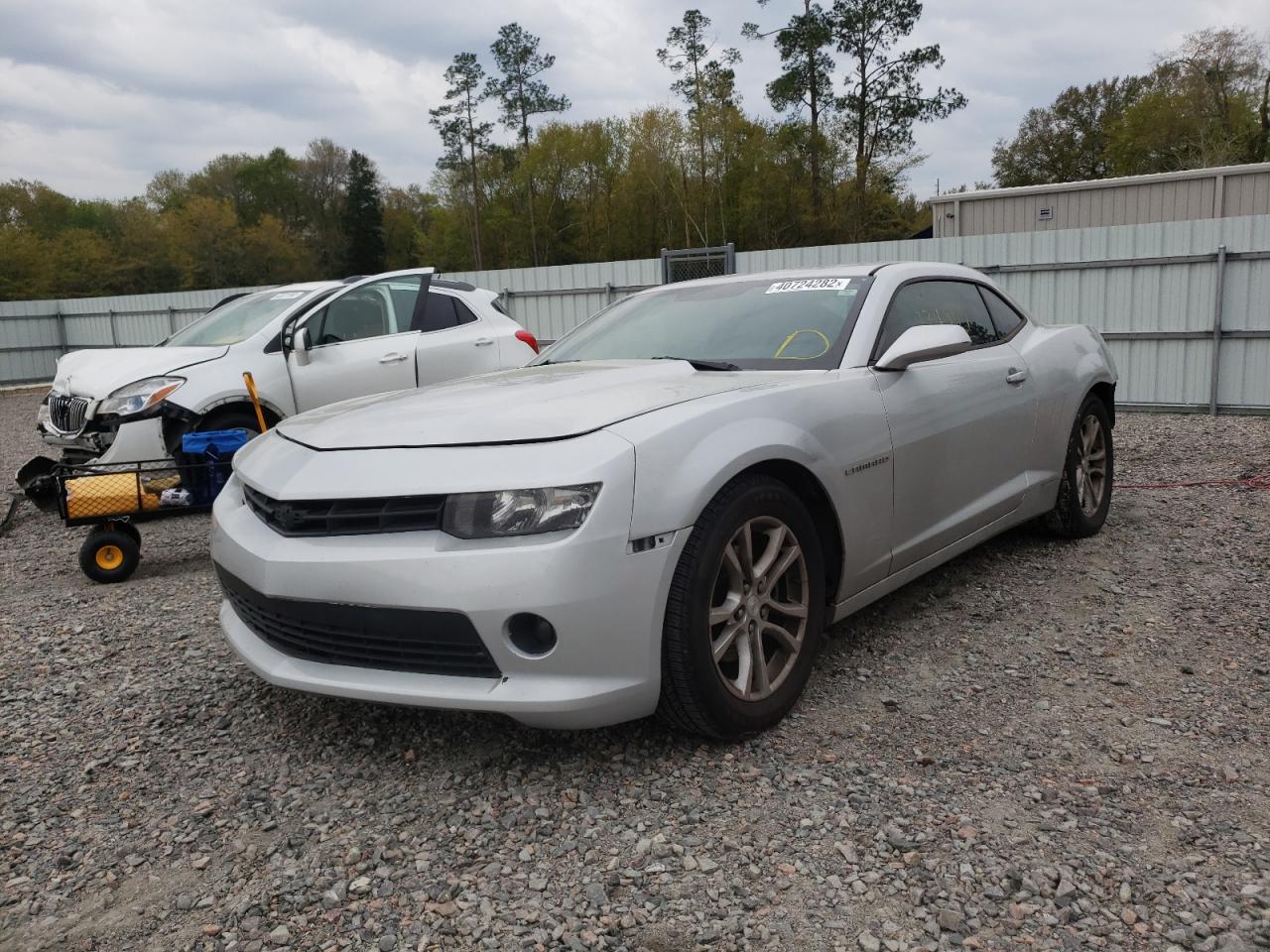Photo 2 from auction – 2015 CHEVROLET CAMARO LS with VIN 2G1FB1E34F9138287
