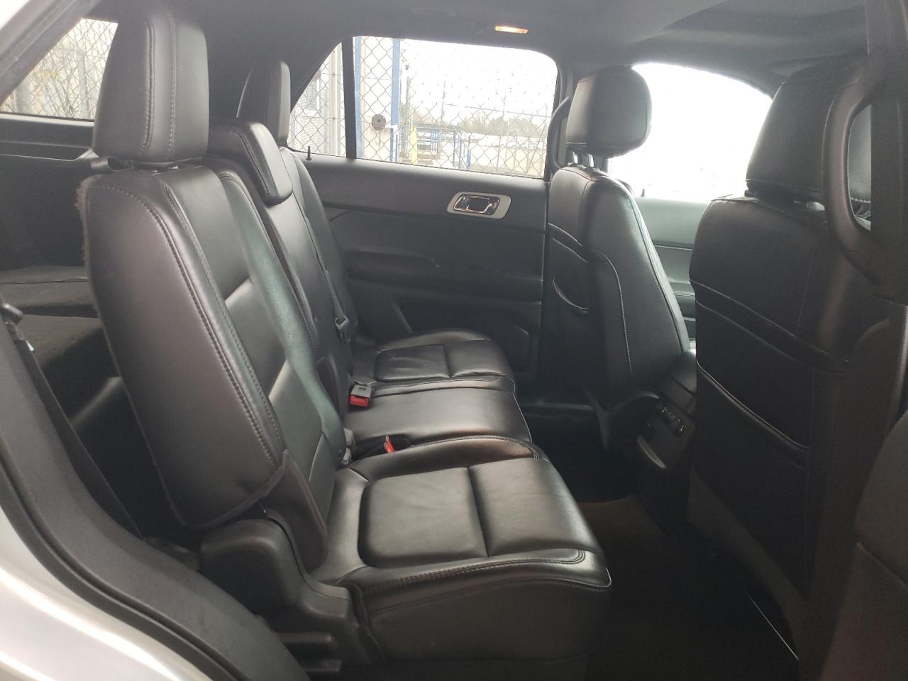 Photo 6 from auction – 2011 FORD EXPLORER X with VIN 1FMHK7D88BGA81597