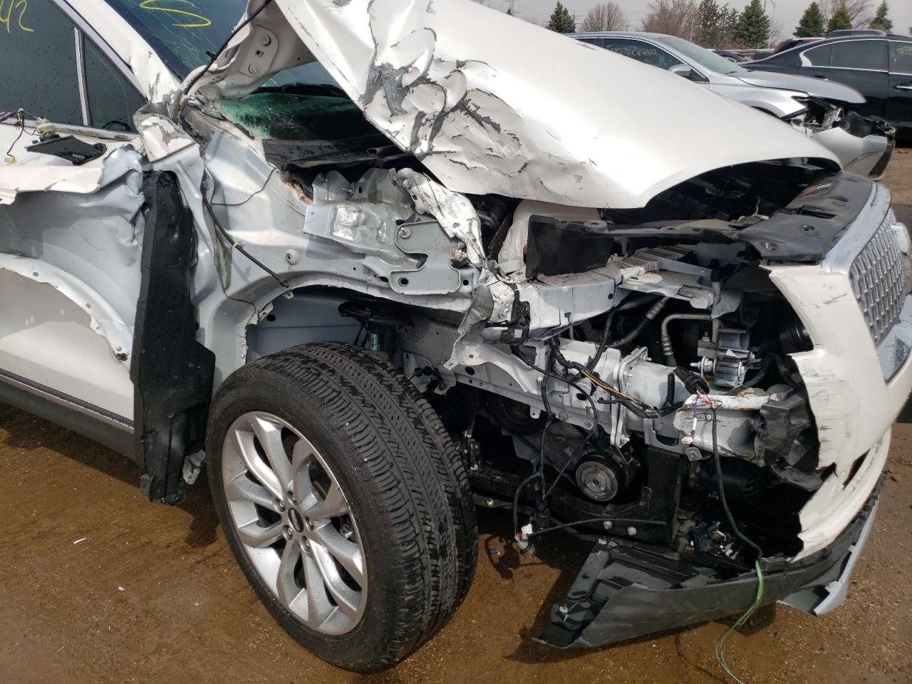 Photo 9 from auction – 2019 LINCOLN MKC SELECT with VIN 5LMCJ2D97KUL44623