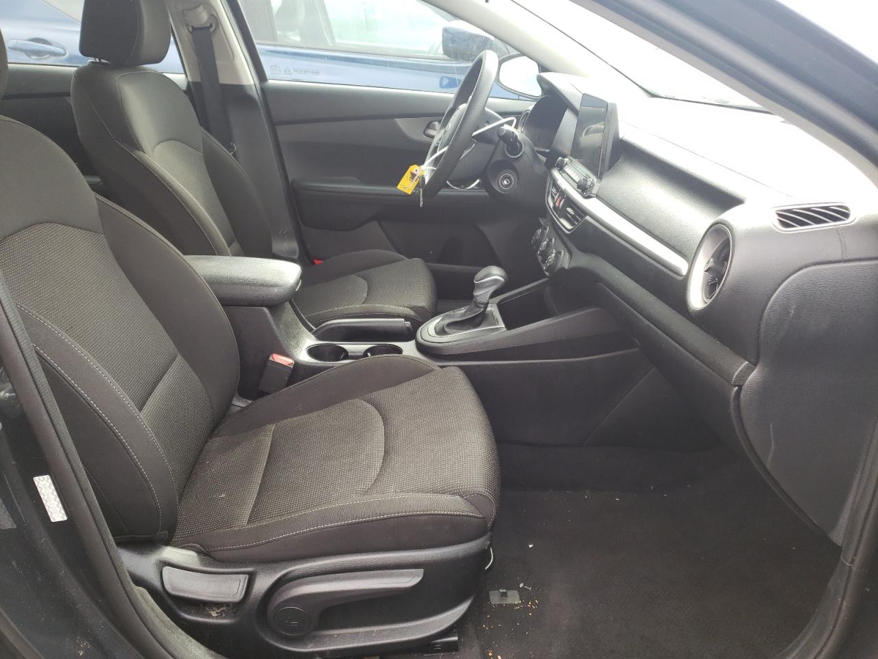 Photo 5 from auction – 2020 KIA FORTE FE with VIN 3KPF24AD6LE183977