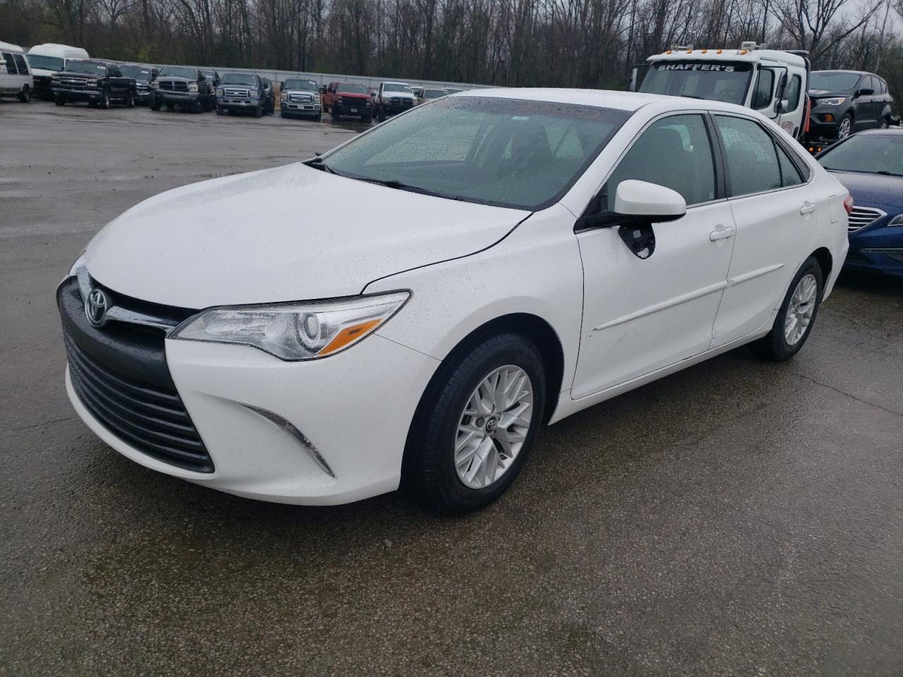 Photo 2 from auction – 2017 TOYOTA CAMRY LE with VIN 4T1BF1FK0HU664742
