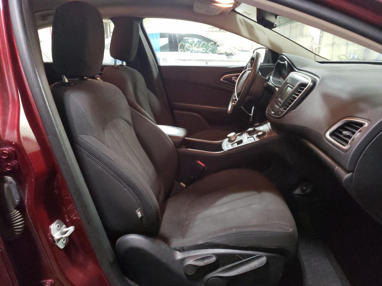 Photo 5 from auction – 2016 CHRYSLER 200 LIMITE with VIN 1C3CCCAB2GN120924