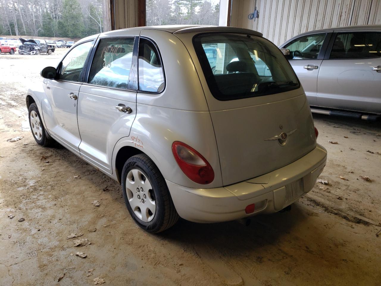 Photo 3 from auction – 2006 CHRYSLER PT CRUISER with VIN 3A4FY48B46T218948