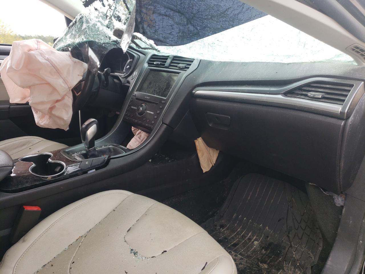 Photo 5 from auction – 2016 FORD FUSION TIT with VIN 3FA6P0D95GR184205