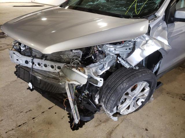 Photo 9 from auction – 2018 FORD ESCAPE SEL with VIN 1FMCU9HD1JUD28319