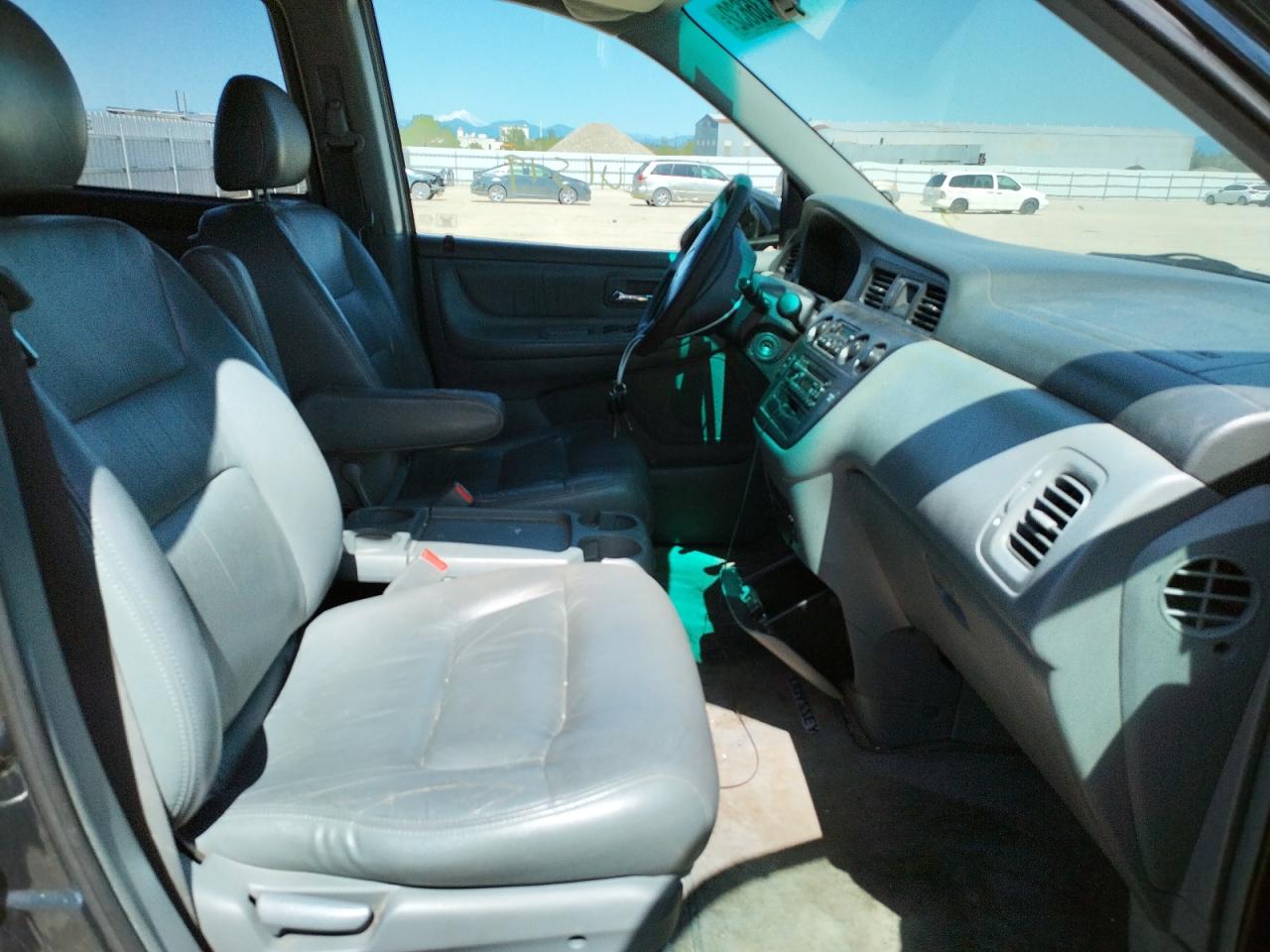 Photo 5 from auction – 2004 HONDA ODYSSEY EX with VIN 5FNRL18964B023703