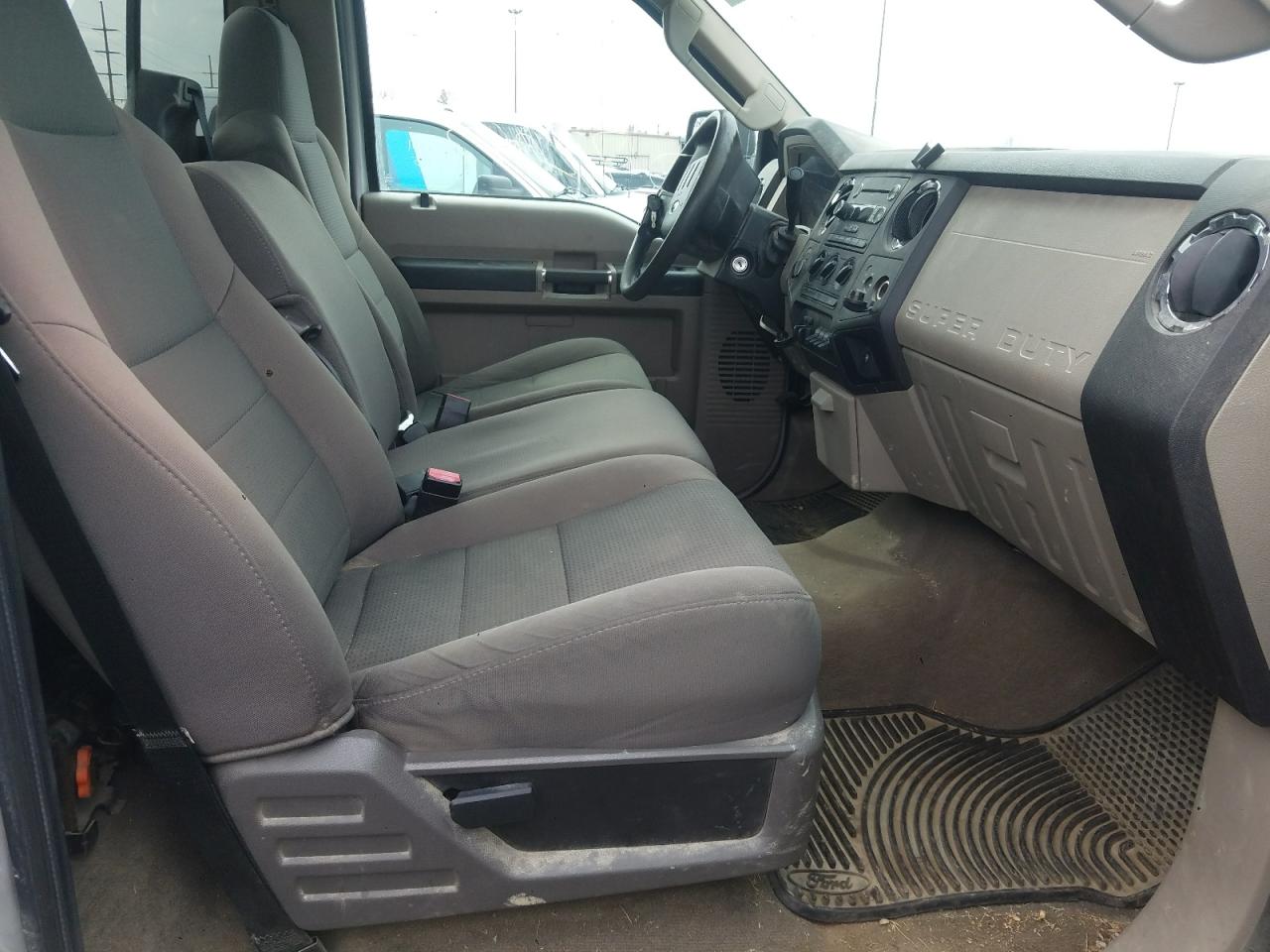 Photo 6 from auction – 2009 FORD F250 SUPER with VIN 1FTNF21539EA58842