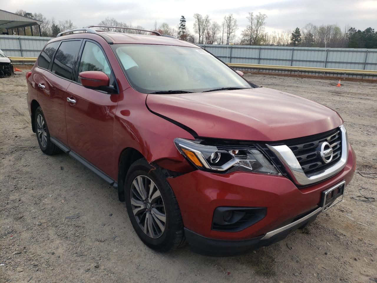 NISSAN PATHFINDER 2017 with VIN 5N1DR2MM4HC620243 - Photo from auction