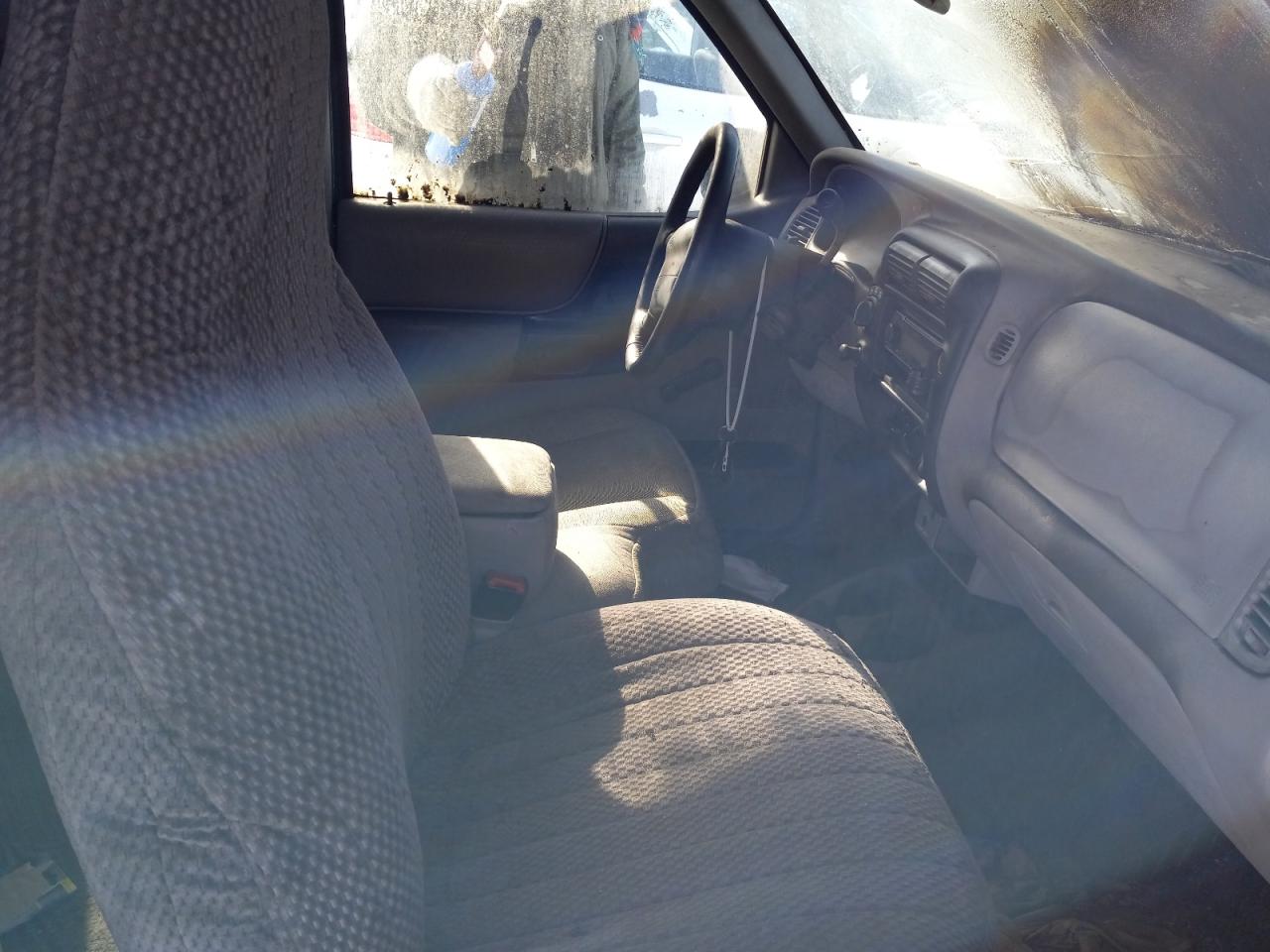 Photo 5 from auction – 2000 FORD RANGER SUP with VIN 1FTZR15X8YPB76287