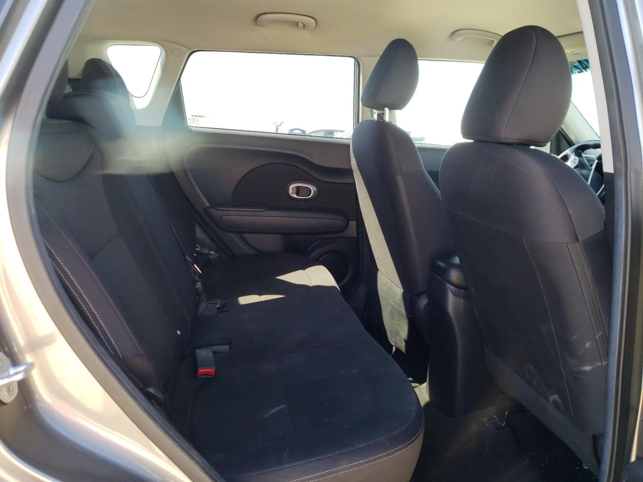 Photo 6 from auction – 2015 KIA SOUL with VIN KNDJN2A22F7201058