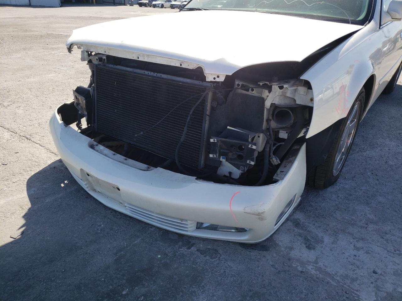 Photo 9 from auction – 2001 CADILLAC DEVILLE DT with VIN 1G6KF57961U104479