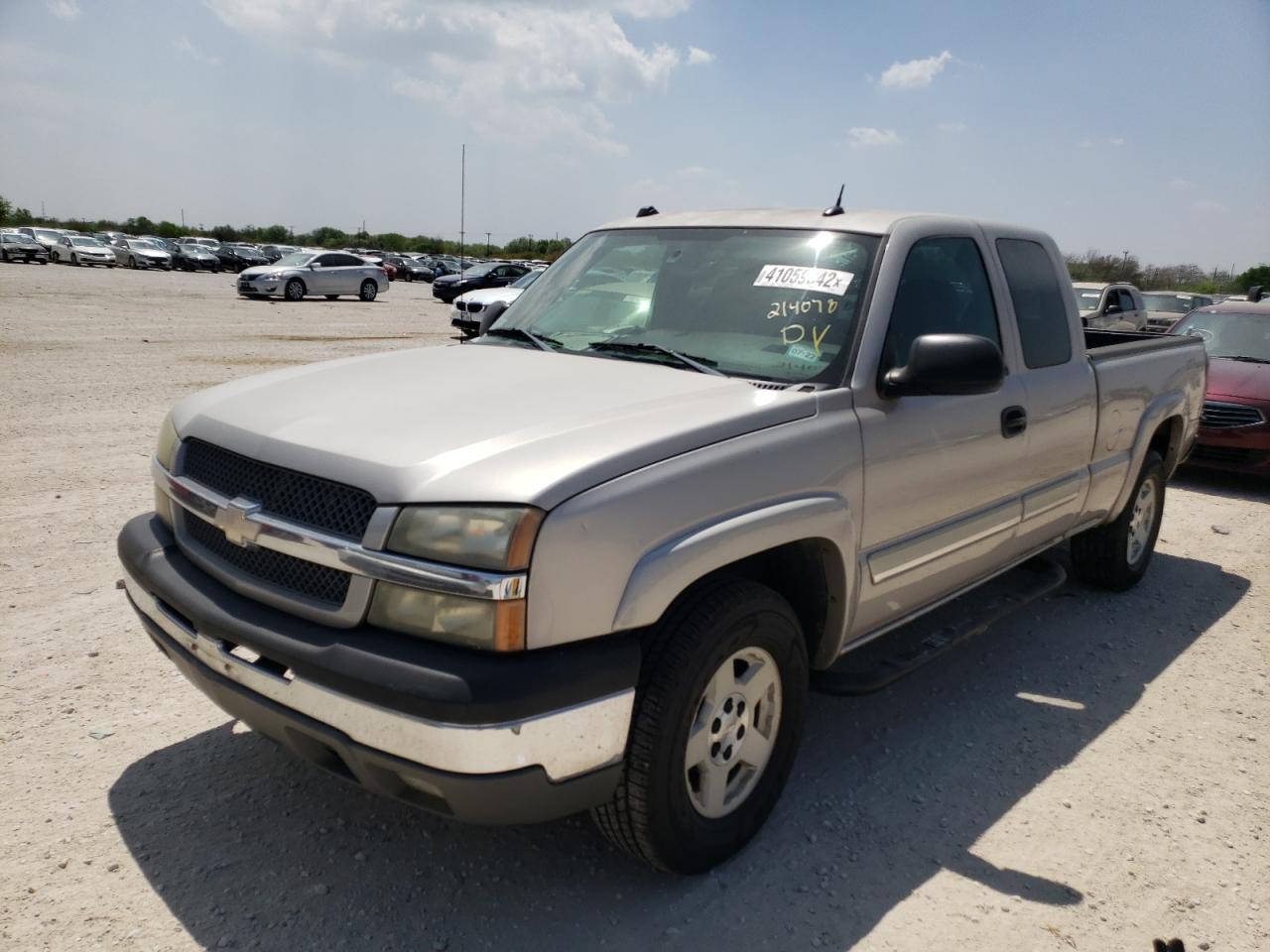 Photo 2 from auction – 2004 CHEVROLET SILVERADO with VIN 1GCEK19T34E269900