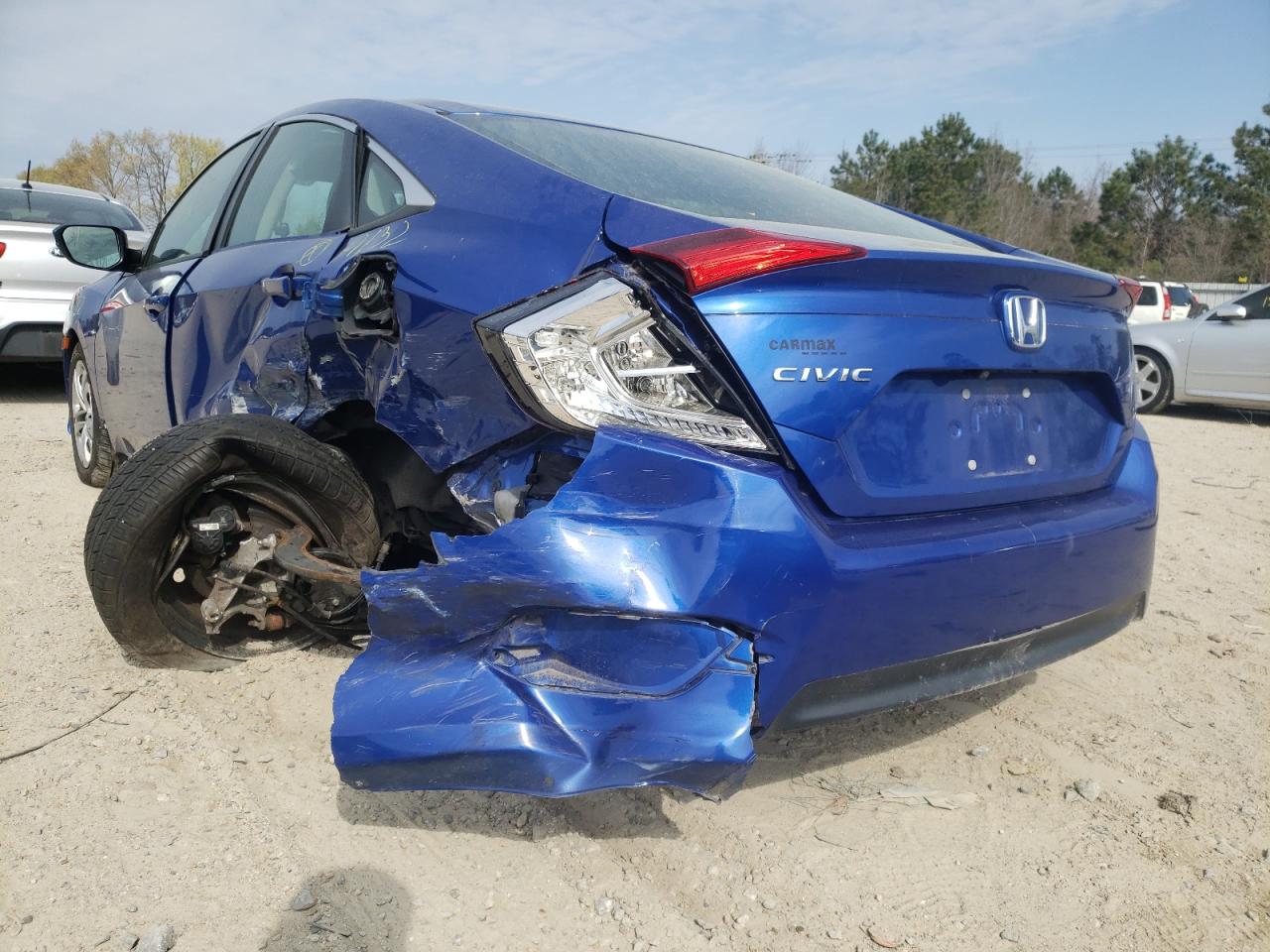 Photo 3 from auction – 2016 HONDA CIVIC with VIN 19XFC2F58GE215143