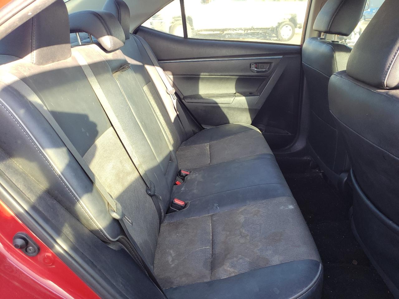 Photo 6 from auction – 2015 TOYOTA COROLLA L with VIN 2T1BURHE4FC291487
