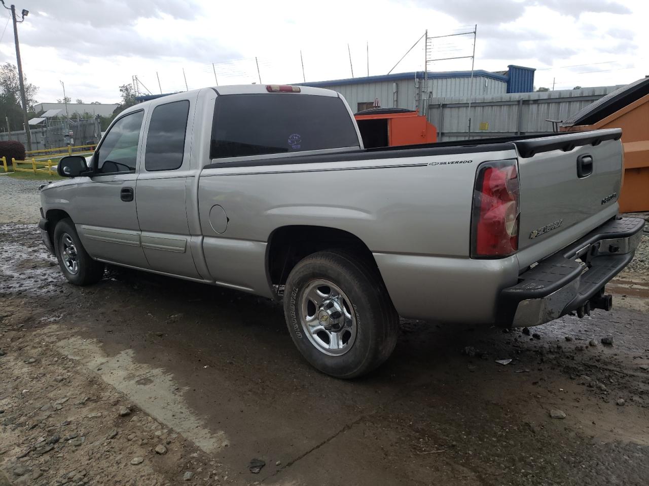Photo 3 from auction – 2004 CHEVROLET SILVERADO with VIN 2GCEC19T641202657