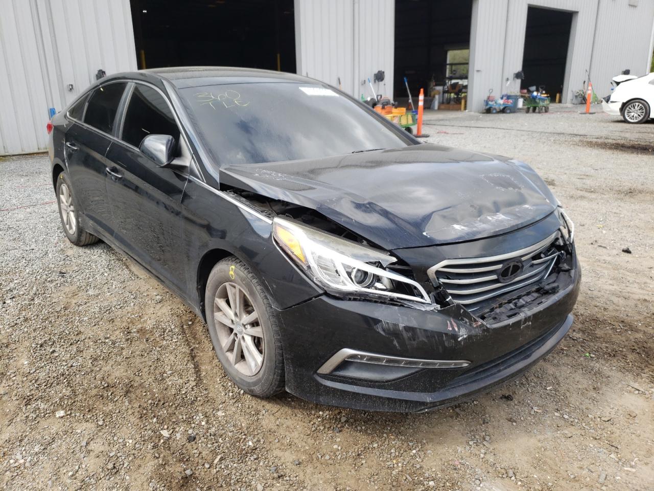 HYUNDAI SONATA SE 2015 with VIN 5NPE24AF8FH242041 - Photo from auction