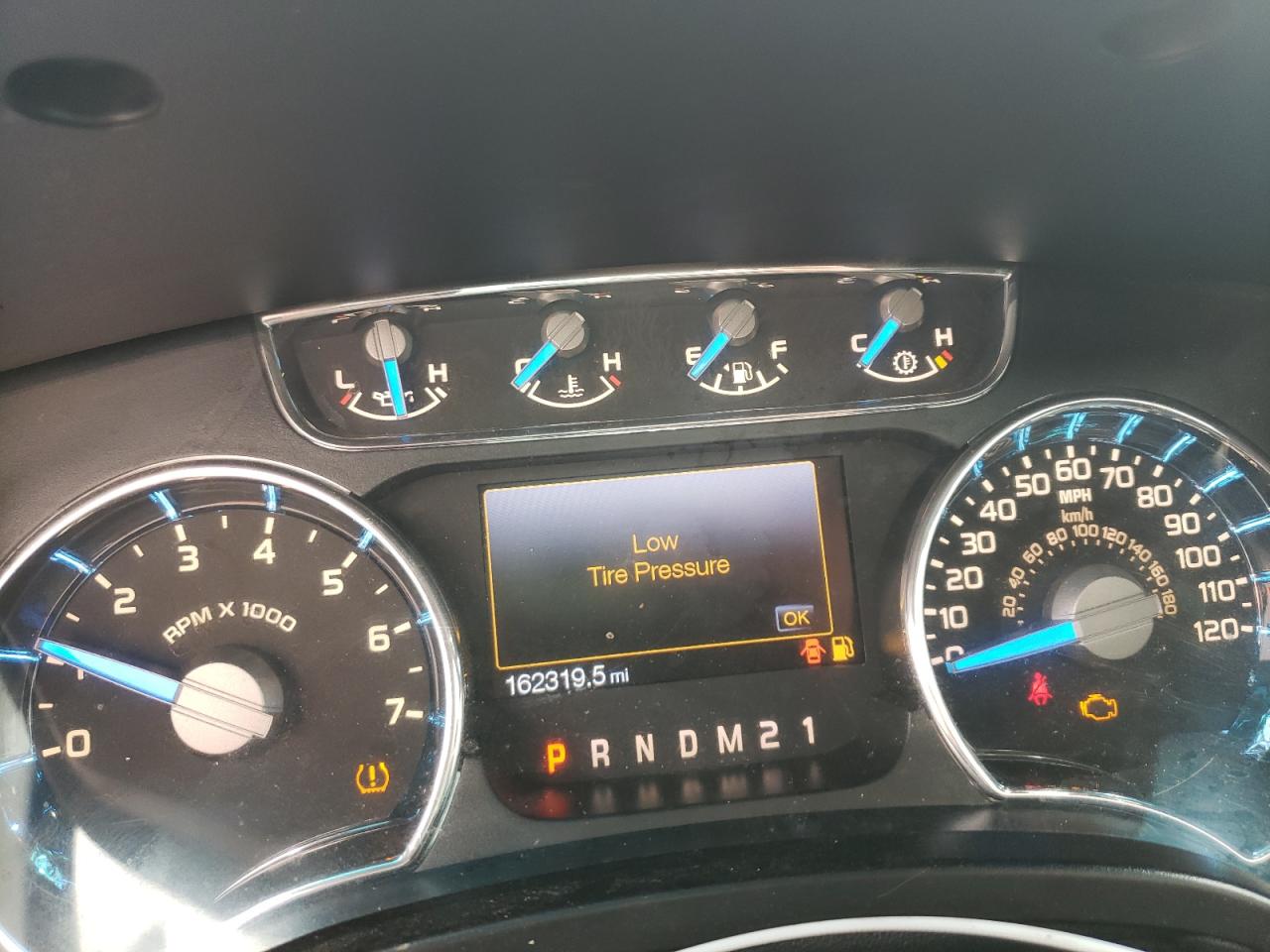 Photo 8 from auction – 2013 FORD F150 SUPER with VIN 1FTFW1EF1DFB44915
