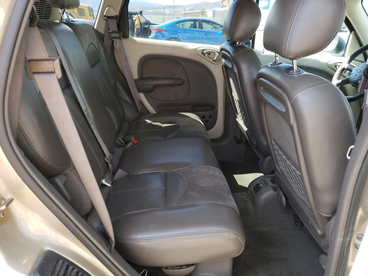 Photo 6 from auction – 2002 CHRYSLER PT CRUISER with VIN 3C8FY68B32T314659