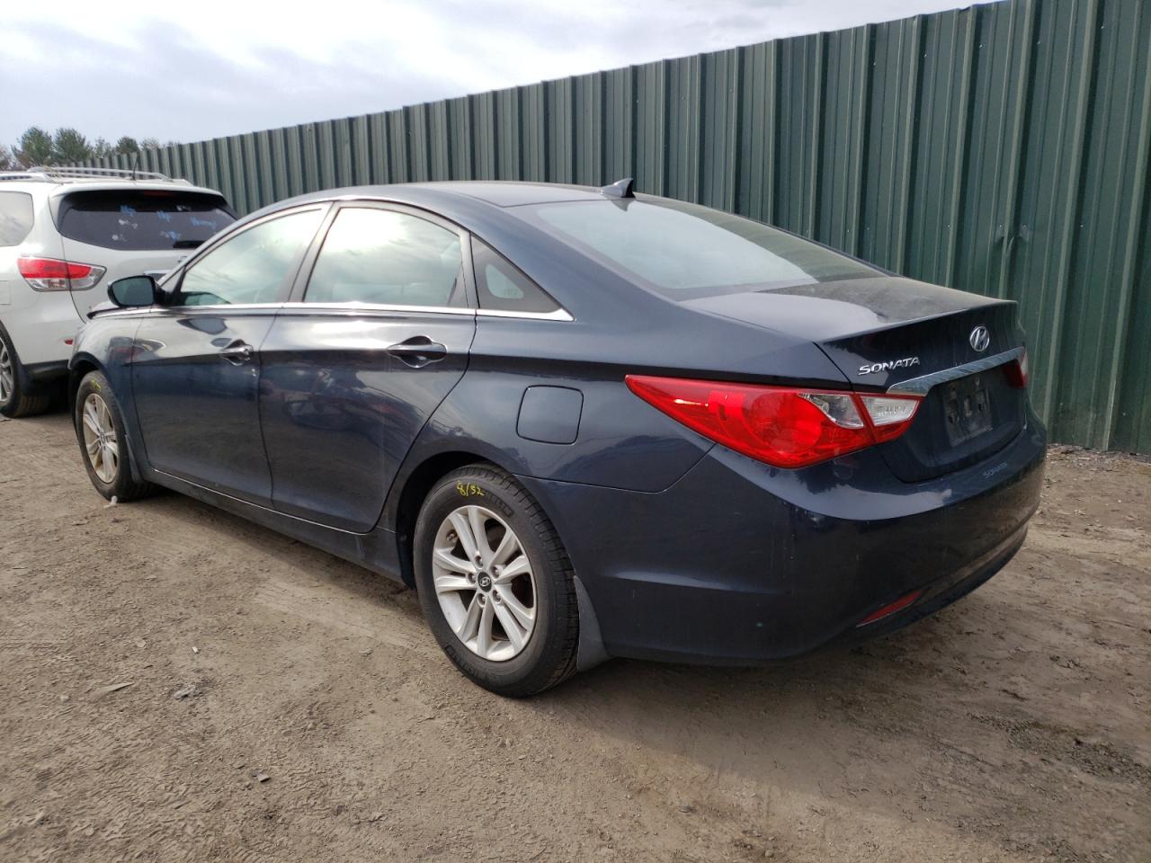 Photo 3 from auction – 2013 HYUNDAI SONATA GLS with VIN 5NPEB4AC1DH805899