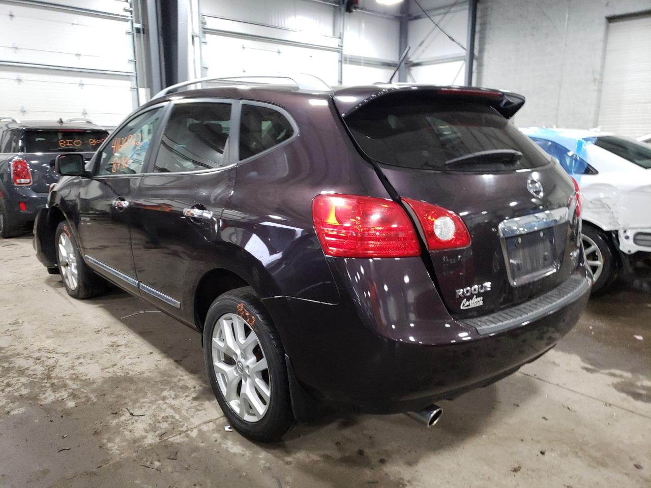 Photo 3 from auction – 2012 NISSAN ROGUE S with VIN JN8AS5MV5CW360291