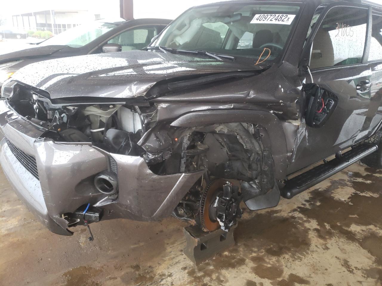 Photo 9 from auction – 2019 TOYOTA 4RUNNER SR with VIN JTEBU5JR6K5649259