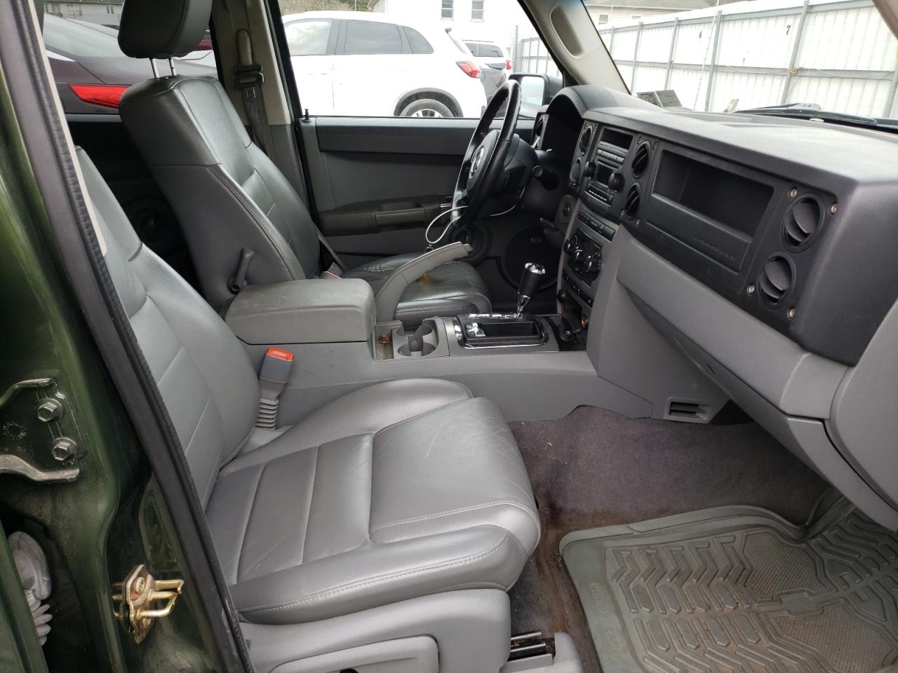 Photo 5 from auction – 2007 JEEP COMMANDER with VIN 1J8HG48N87C530093
