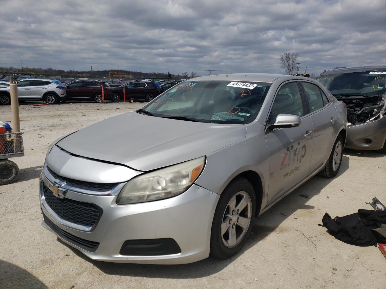 Photo 2 from auction – 2016 CHEVROLET MALIBU LIM with VIN 1G11C5SA8GF139792
