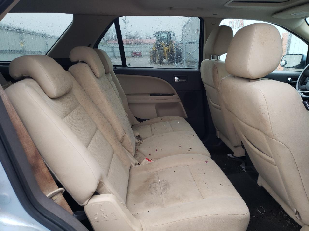 Photo 6 from auction – 2008 FORD TAURUS X S with VIN 1FMDK05W68GA01399