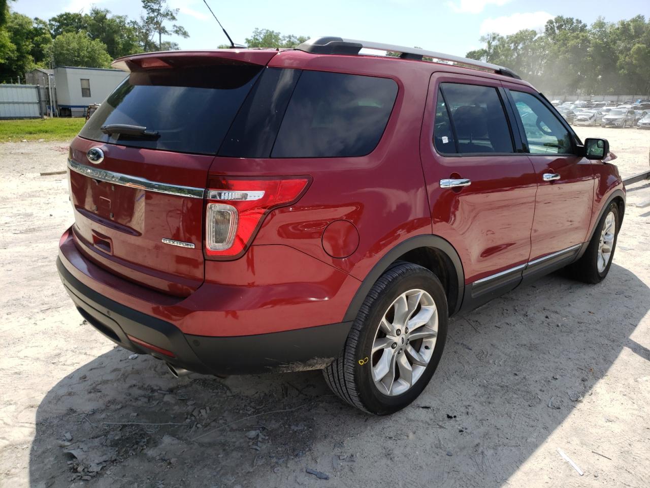 Photo 4 from auction – 2015 FORD EXPLORER X with VIN 1FM5K7D88FGA07024