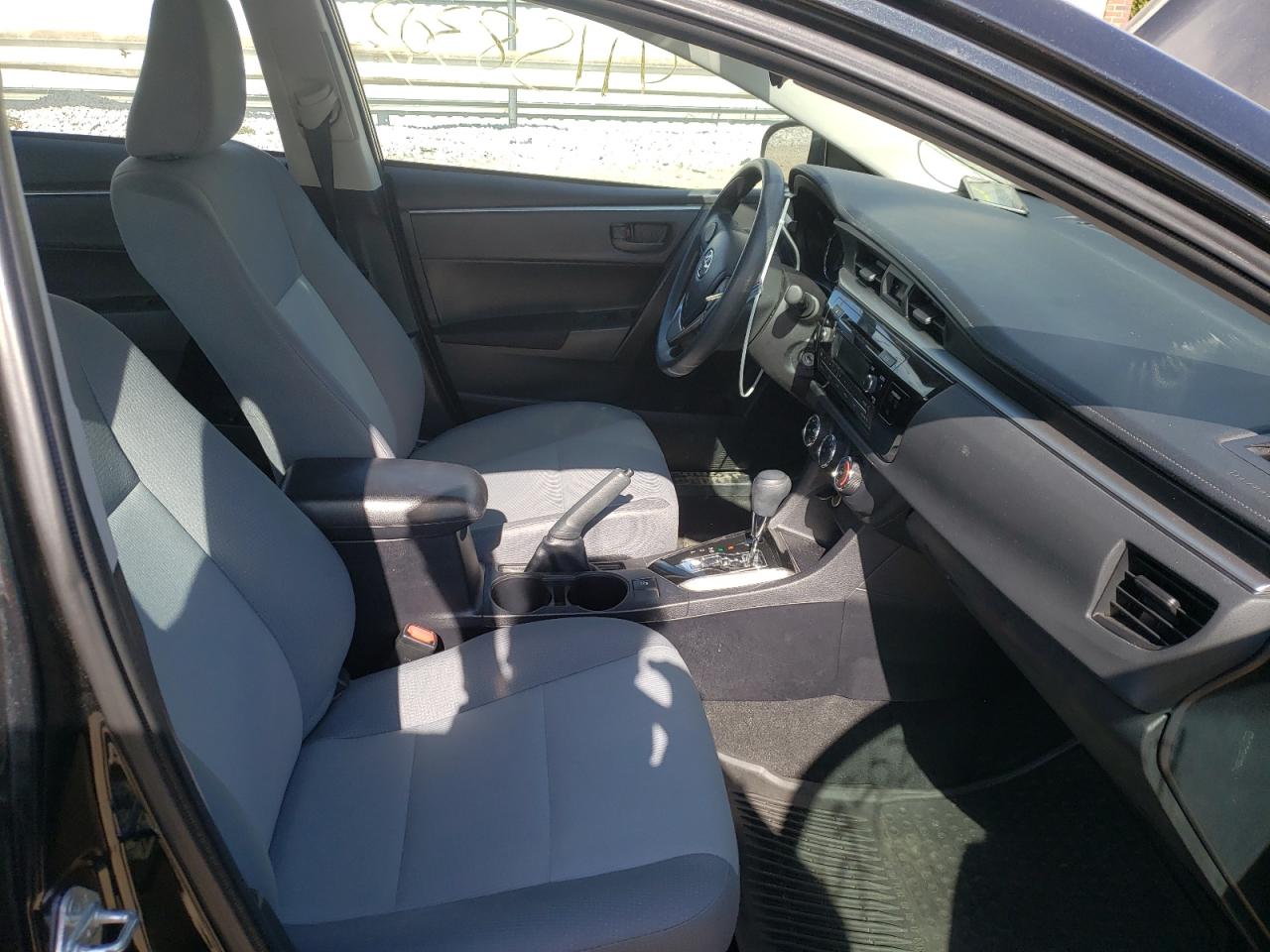 Photo 5 from auction – 2014 TOYOTA COROLLA L with VIN 2T1BURHE3EC151610