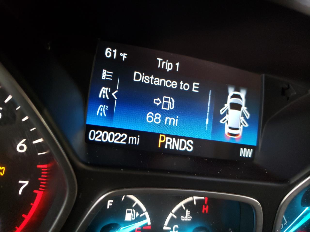 Photo 8 from auction – 2018 FORD ESCAPE SE with VIN 1FMCU9GD2JUB00962