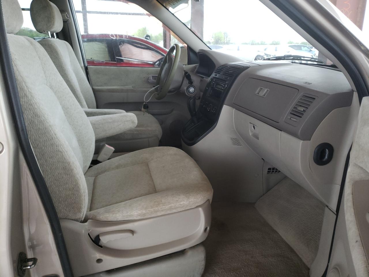 Photo 5 from auction – 2005 KIA SEDONA EX with VIN KNDUP131356653272