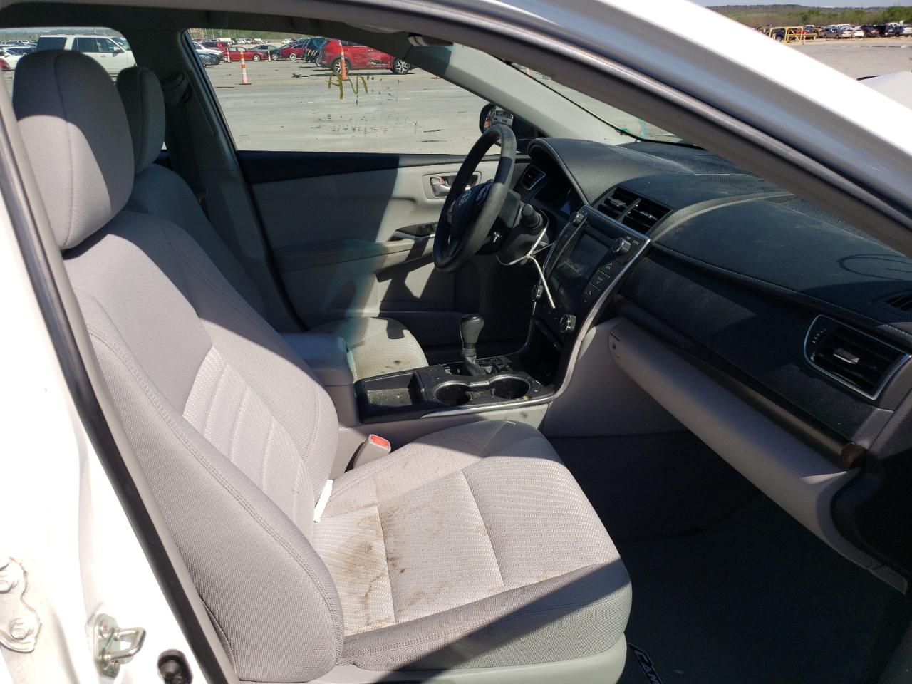 Photo 5 from auction – 2017 TOYOTA CAMRY LE with VIN 4T1BF1FK8HU788001