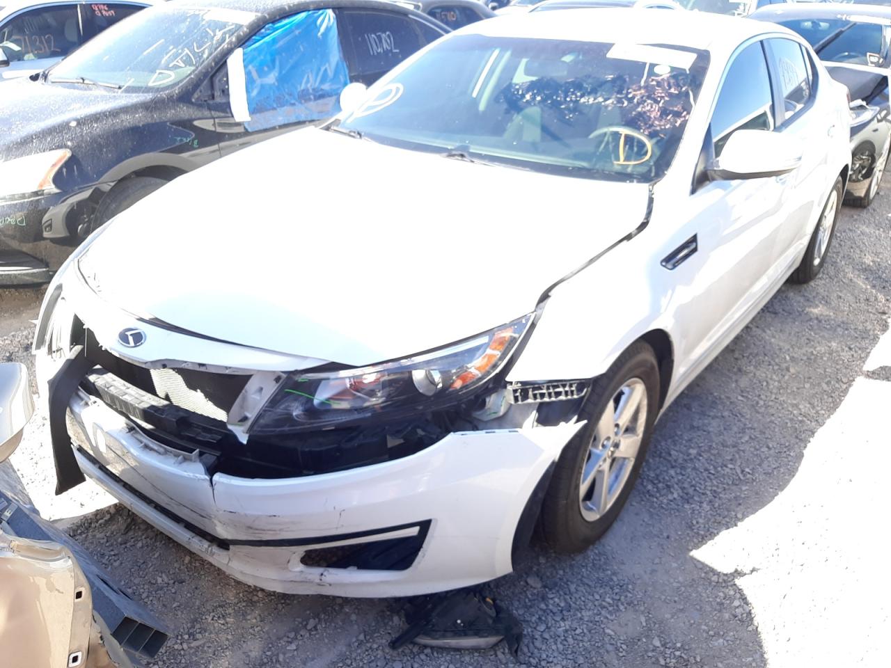 Photo 2 from auction – 2015 KIA OPTIMA LX with VIN KNAGM4A73F5634675