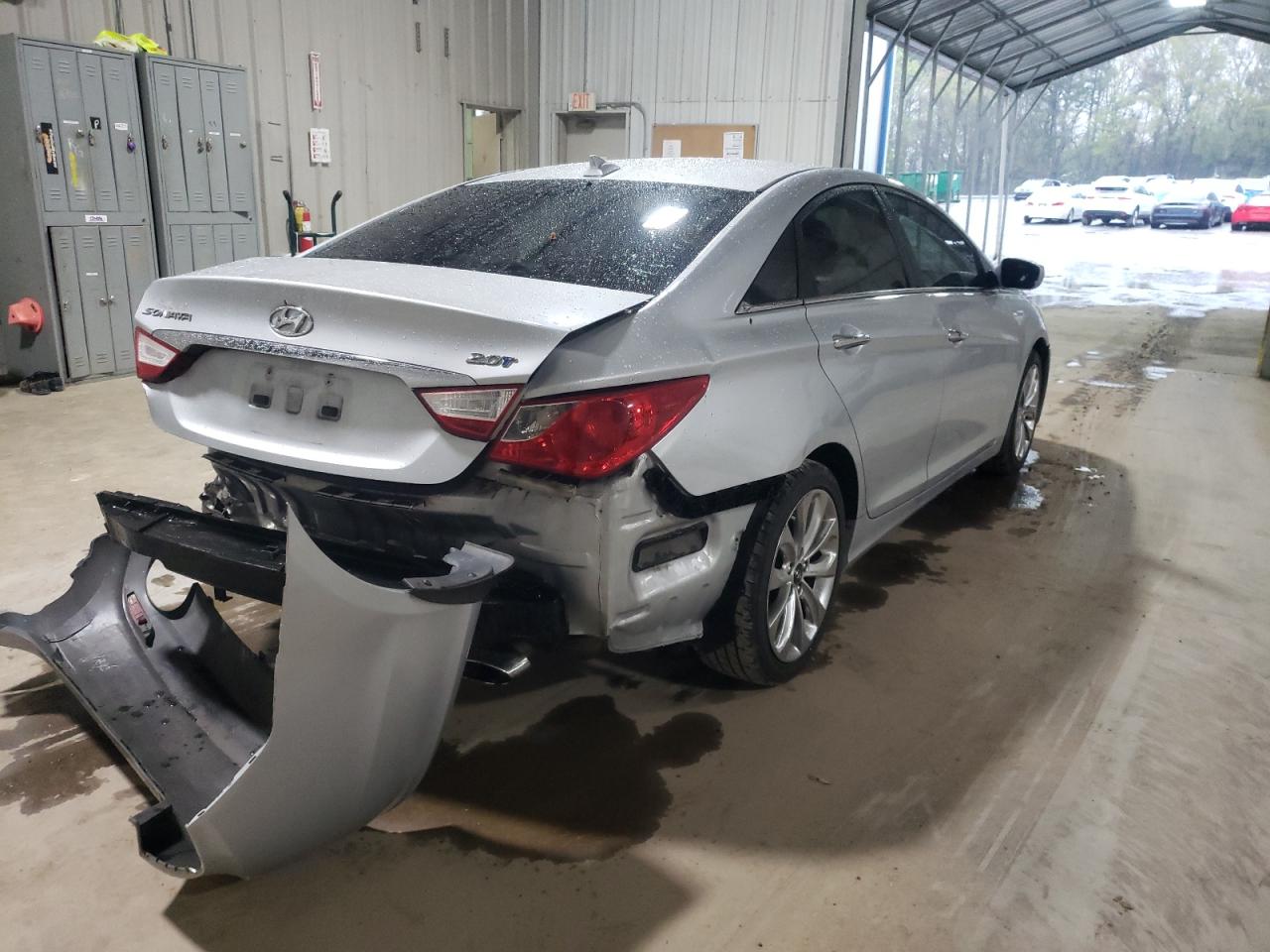 Photo 4 from auction – 2013 HYUNDAI SONATA SE with VIN 5NPEC4AB6DH534360