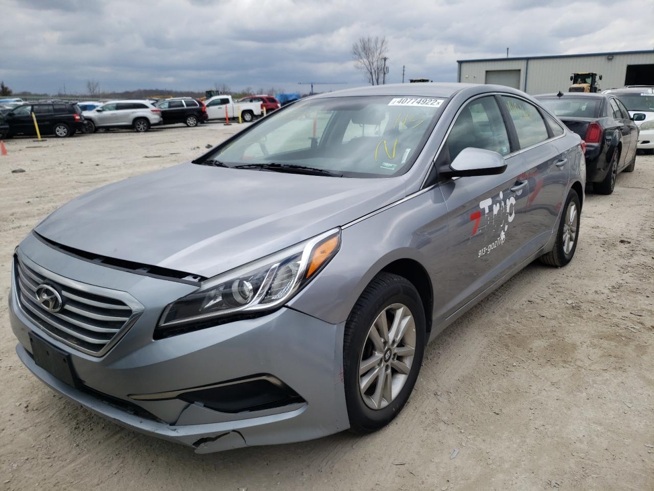 Photo 2 from auction – 2016 HYUNDAI SONATA SE with VIN 5NPE24AF0GH387110