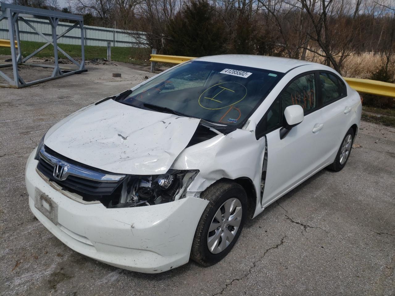 Photo 2 from auction – 2012 HONDA CIVIC LX with VIN 19XFB2F56CE369749