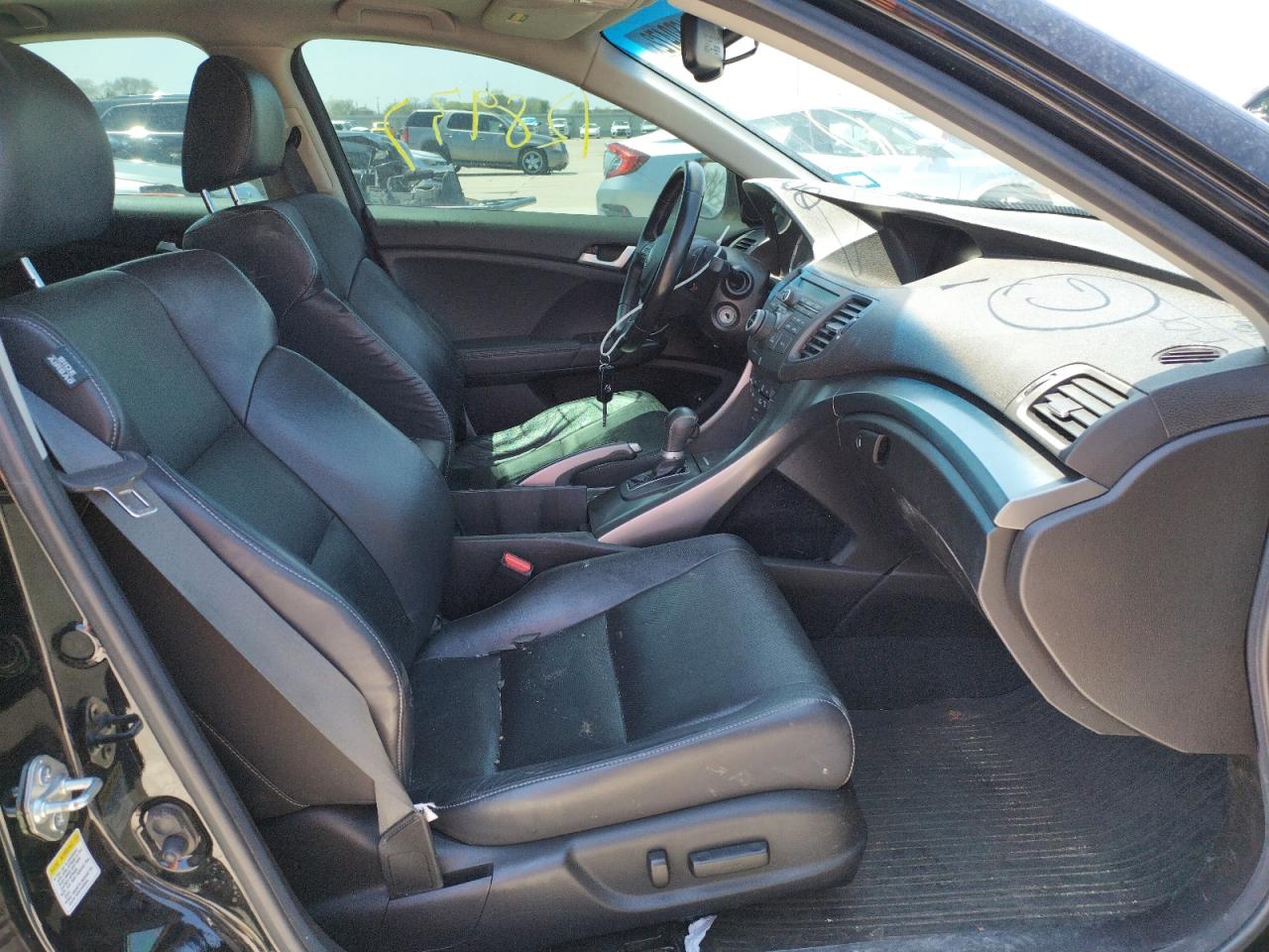 Photo 5 from auction – 2011 ACURA TSX with VIN JH4CU2F61BC006978