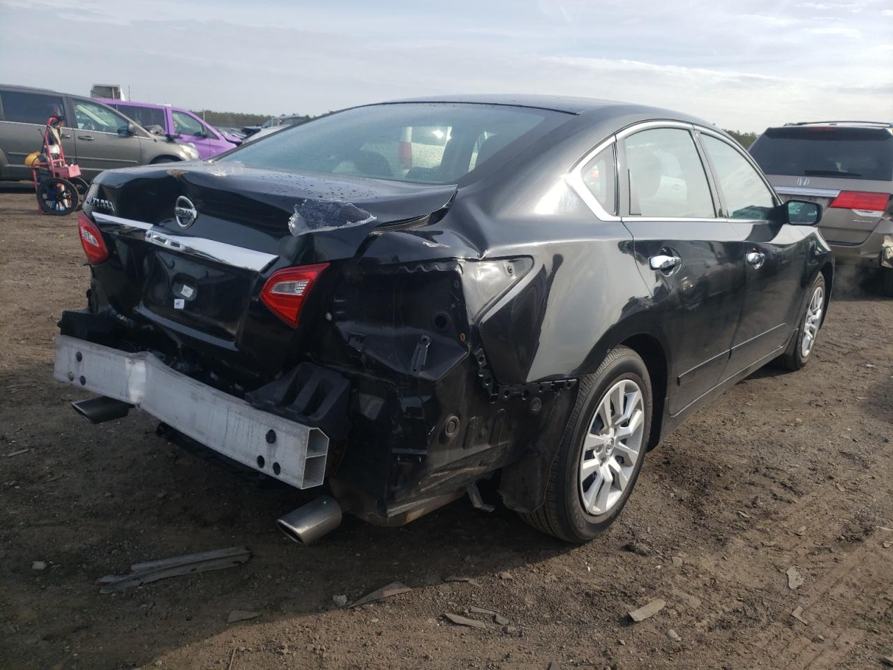 Photo 17 from auction – 2016 NISSAN ALTIMA 2.5 with VIN 1N4AL3AP4GC115353