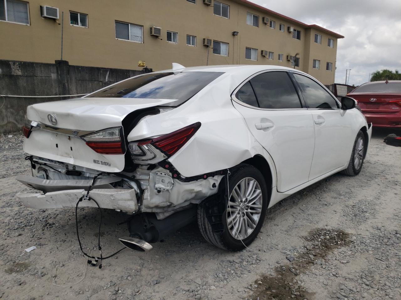 Photo 4 from auction – 2017 LEXUS ES 350 with VIN JTHBK1GG8H2256591