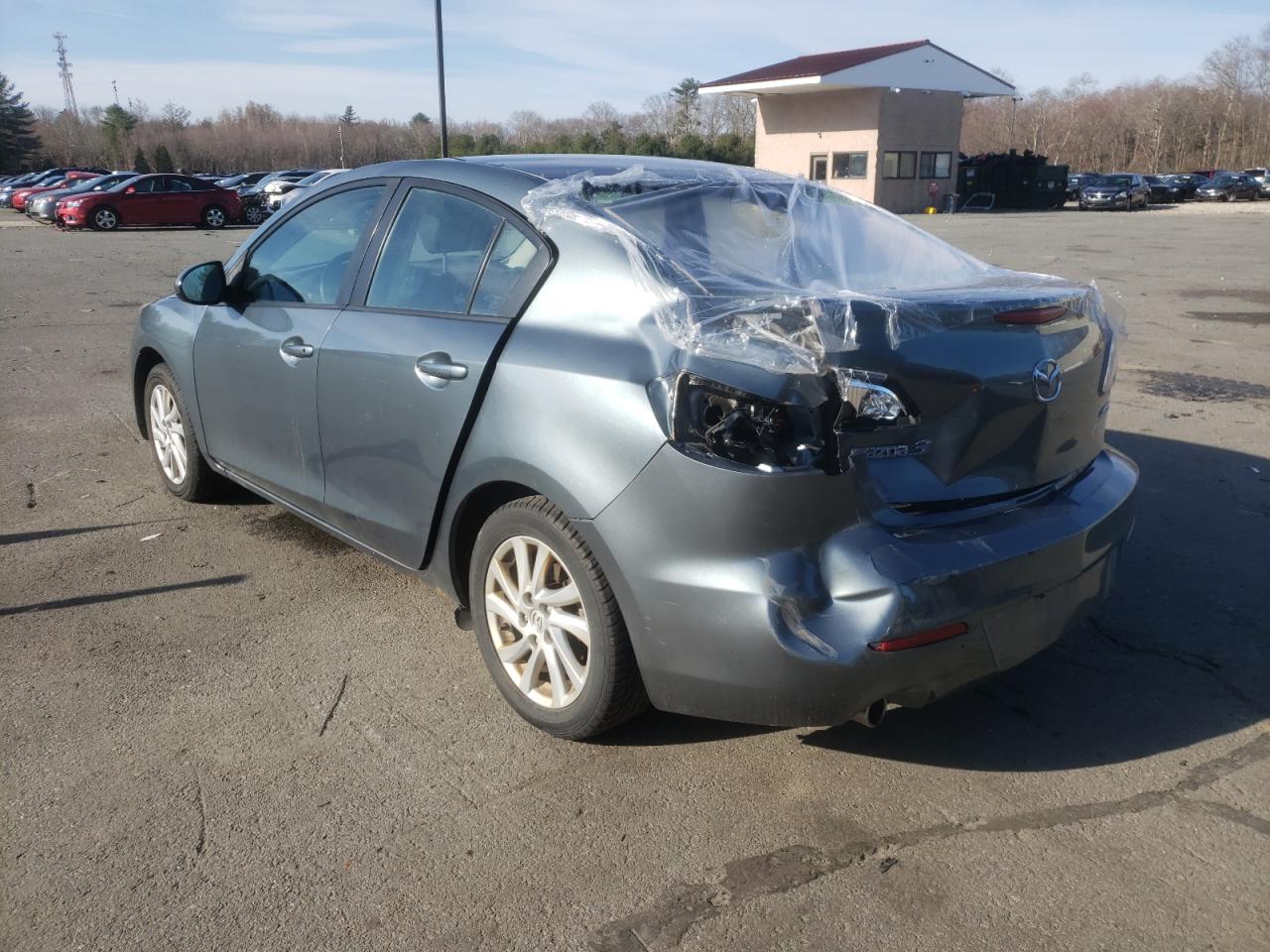 Photo 3 from auction – 2012 MAZDA 3 I with VIN JM1BL1V83C1614236