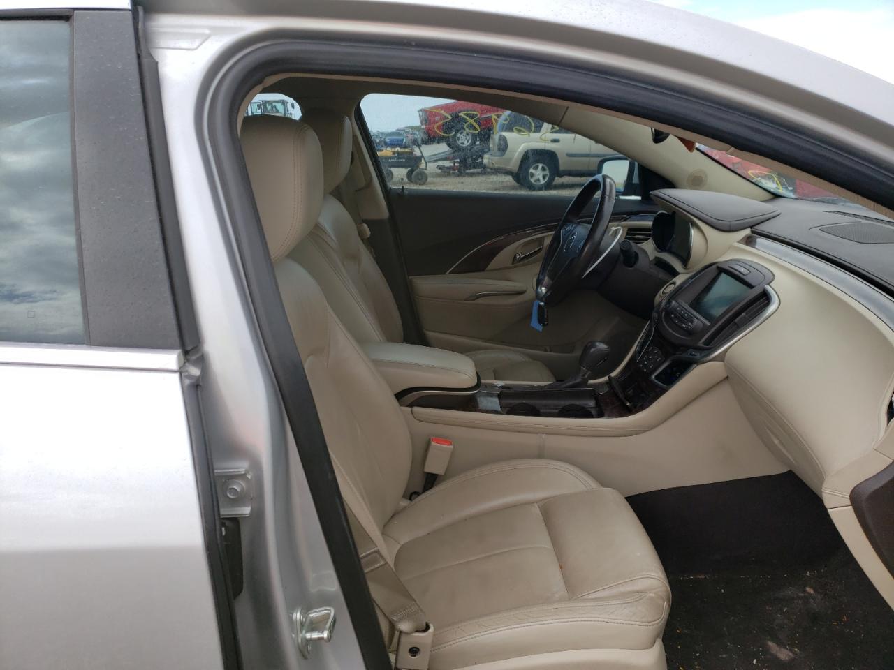 Photo 5 from auction – 2015 BUICK LACROSSE with VIN 1G4GB5G34FF121265