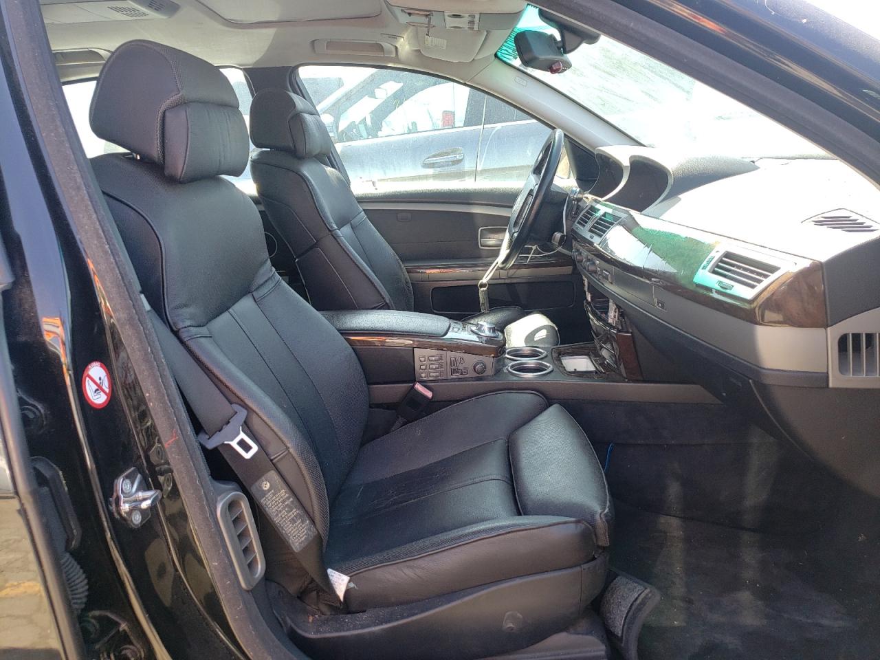 Photo 5 from auction – 2002 BMW 7 SERIES with VIN WBAGN63402DR04005