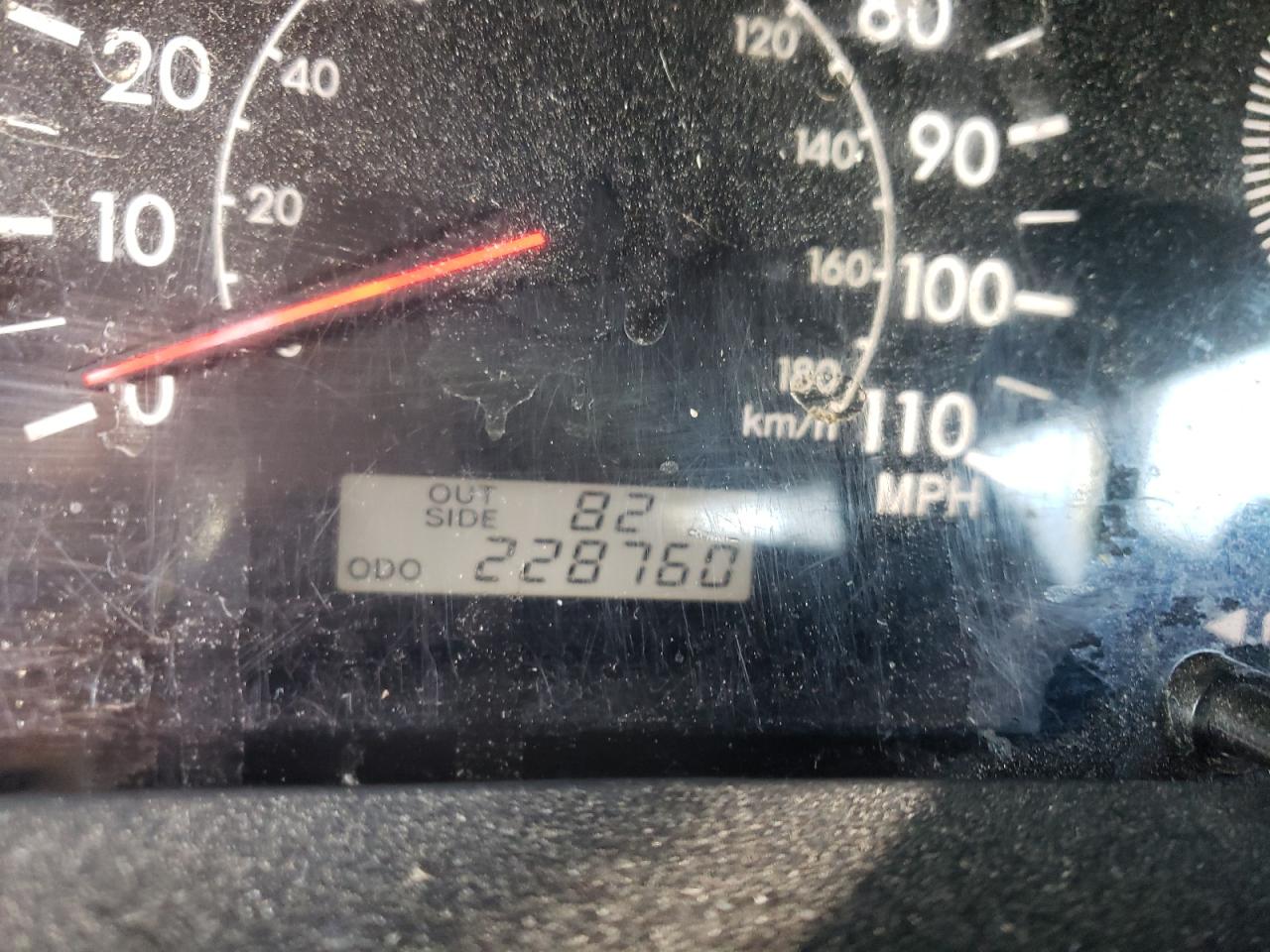 Photo 8 from auction – 2005 TOYOTA COROLLA CE with VIN 1NXBR32E15Z543443